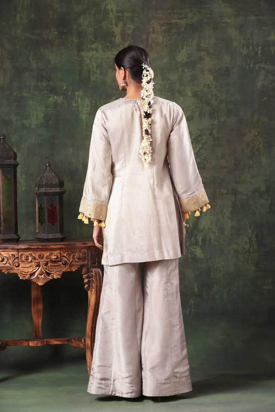 The Silver Citrine Mirror Set - Image 4