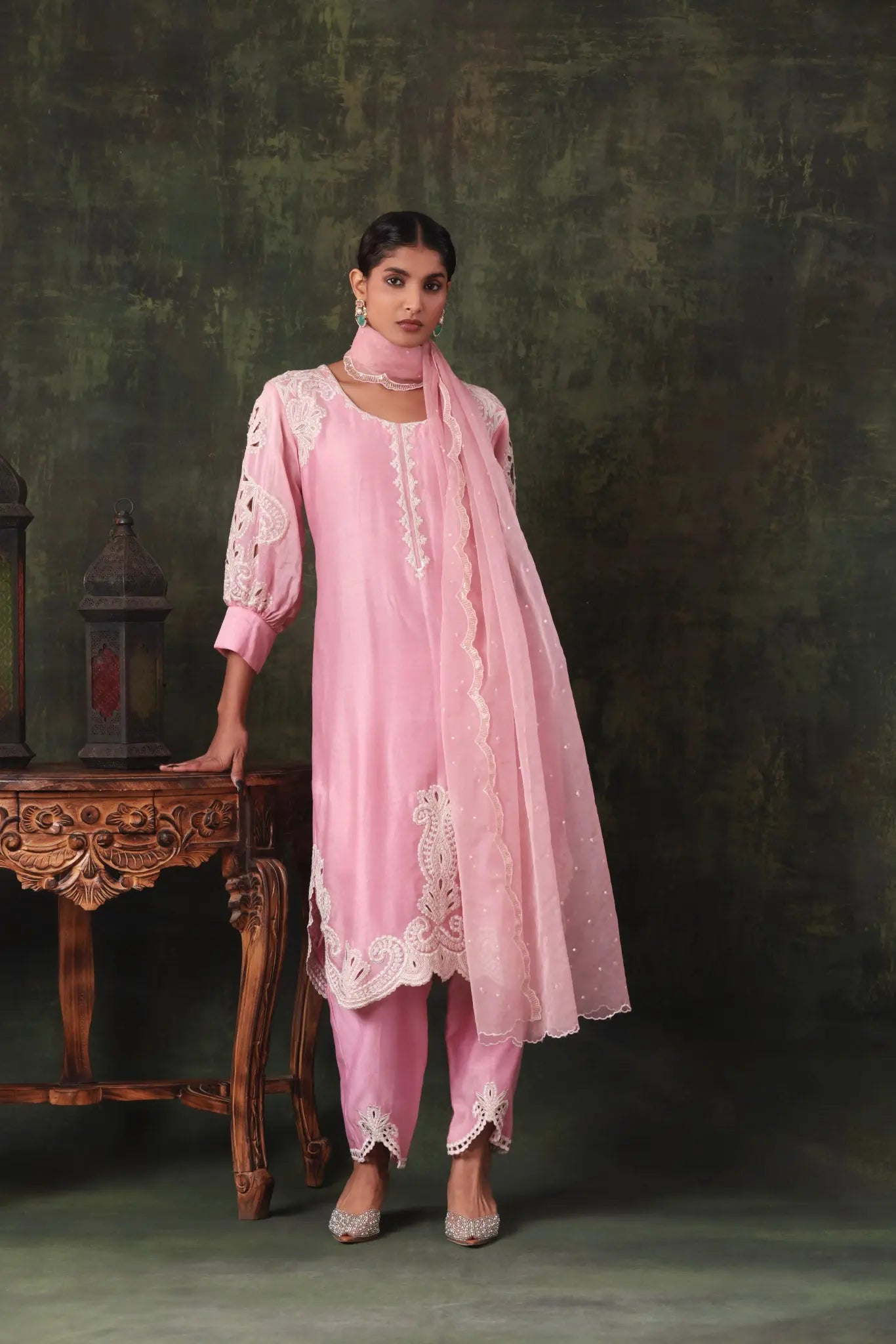 The Blush Pink Bishop Sleeve Set Arzoo Essentials