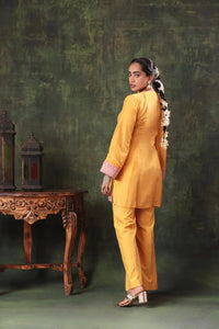 The Mustard Pink Vine Mirror Set Arzoo Essentials