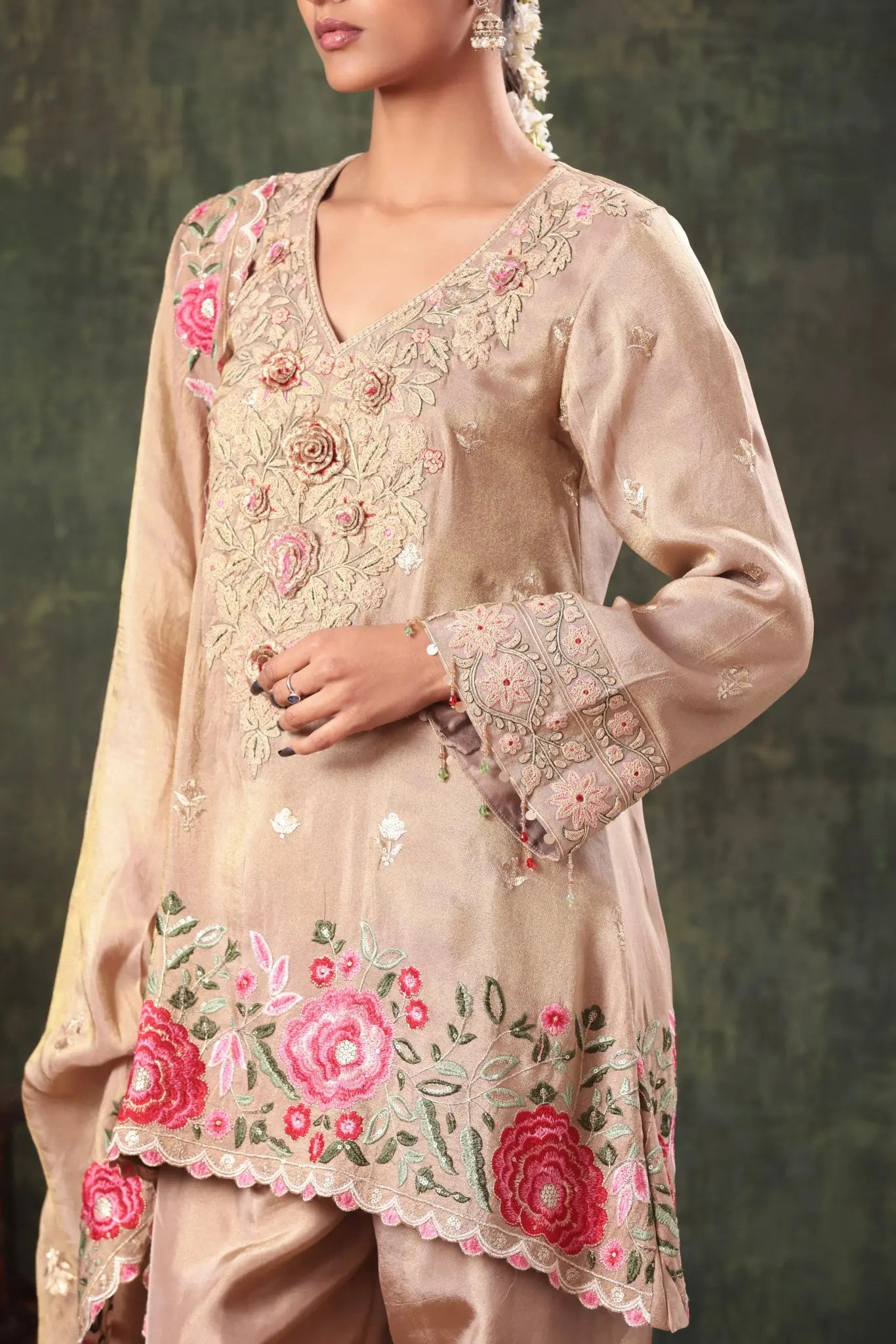 The Champagne Rose Scalloped Set Arzoo Essentials