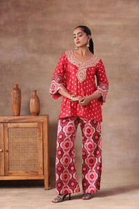 Scarlet Bloom Geometric Set Arzoo Essentials