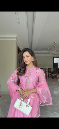Candy Pink Floral Embroidered Kurta Pant Set with Scalloped Dupatta - Arzoo Essentials