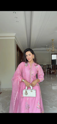 Candy Pink Floral Embroidered Kurta Pant Set with Scalloped Dupatta - Arzoo Essentials