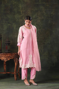 The Blush Pink Bishop Sleeve Set - Arzoo Essentials