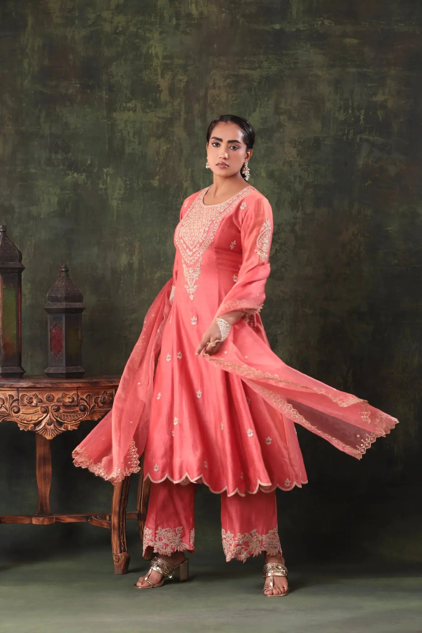The Coral Pink Scallop Yoke Set - Arzoo Essentials