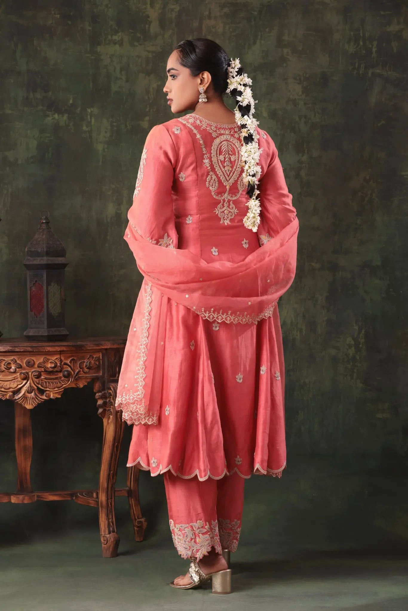 The Coral Pink Scallop Yoke Set - Arzoo Essentials