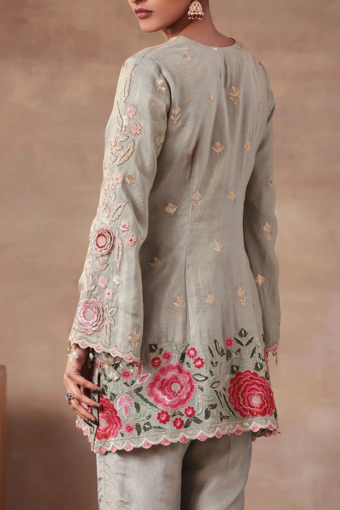 The Sage Green Vintage Rose Set - Arzoo Essentials