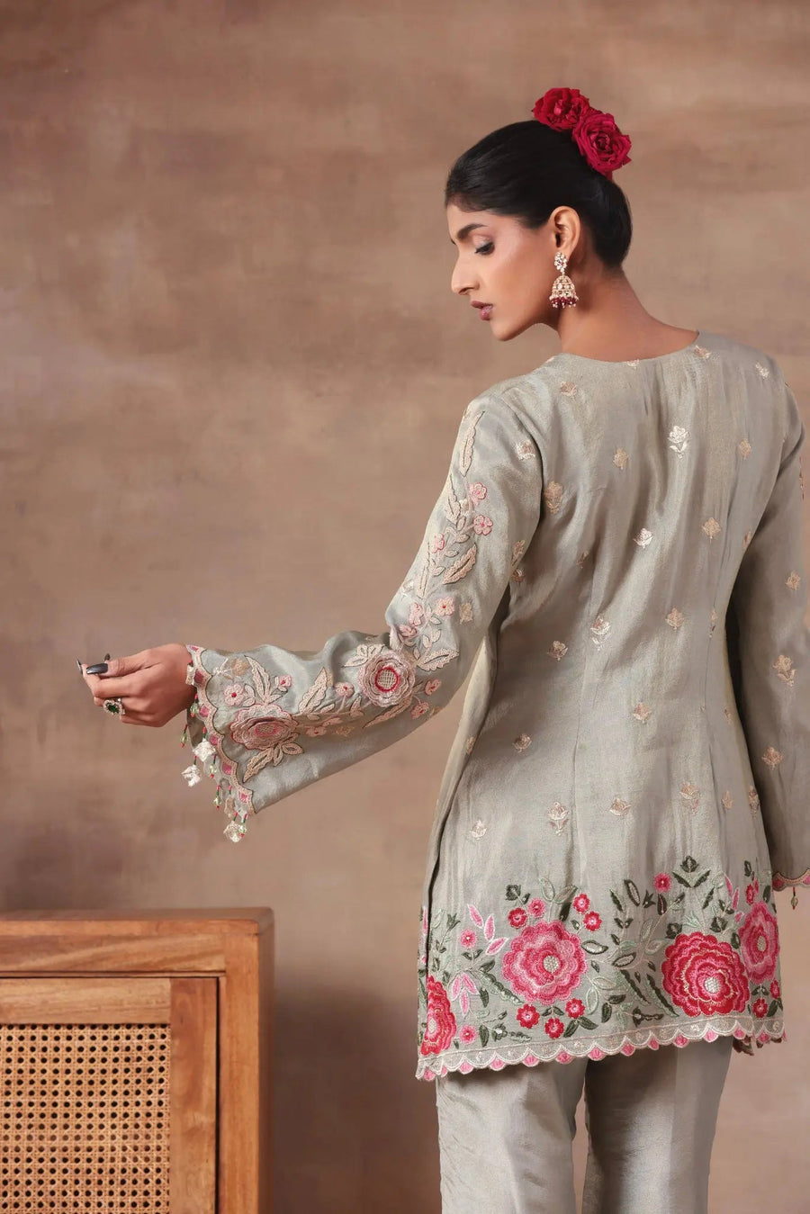 The Sage Green Vintage Rose Set - Image 6